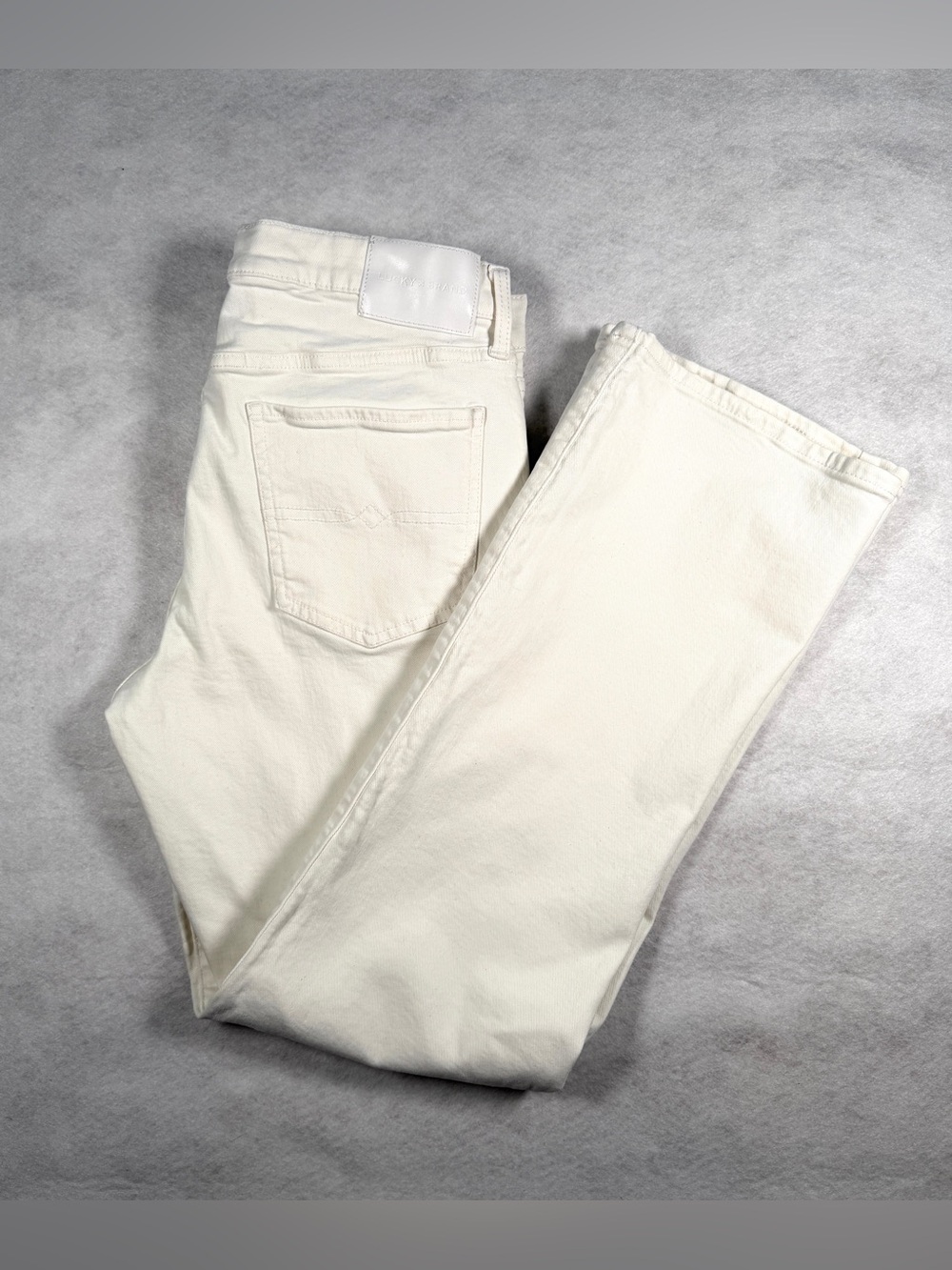 WhiteLucky Brand Mid Rise Sweet Straight Jeans, Women's Actual Size 32X29 NWOT